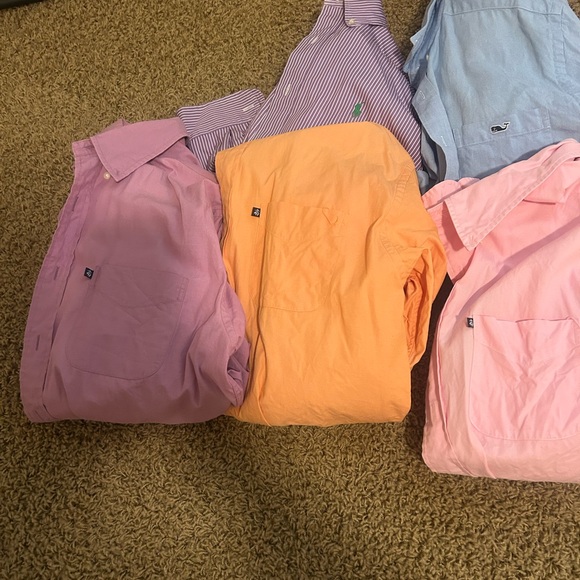 Button Downs 80$ - Picture 5 of 5